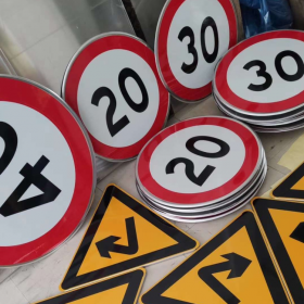 枣庄市限速标志牌 交通限高架 高速公路指示牌 道路标志杆 厂家 价格